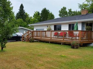 25 Hemlock St, Carp Lake Township, MI 49971