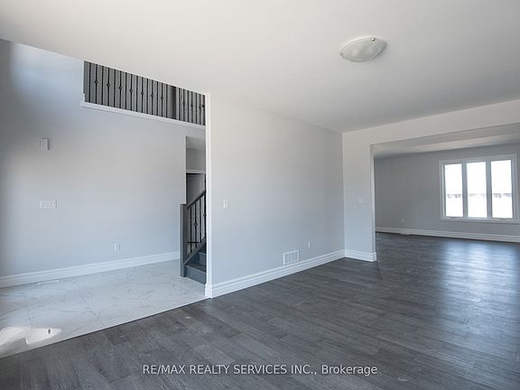 4th image of 150 Tuscany Trl