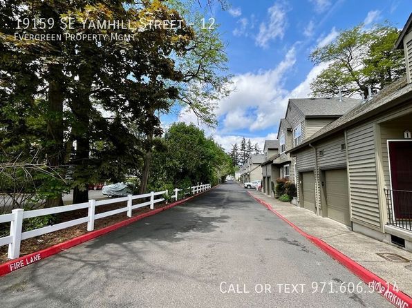 19159 SE Yamhill St APT 12, Portland, OR 97233