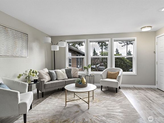 3rd image of 665 NW Atalanta Way #1