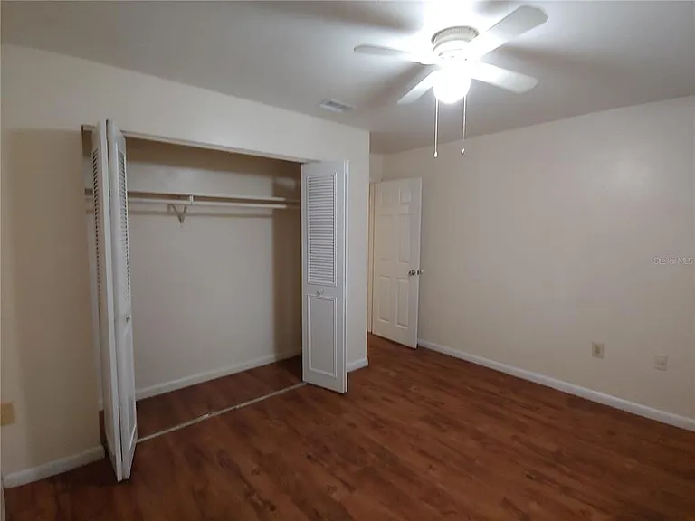 208 NE 7th Pl #A — Photo 18