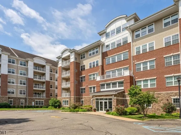 6318 Warrens Way BLDG 6 #318, Wanaque Boro, NJ 07465