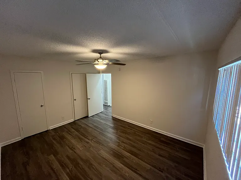 3956 Stevely Ave #17 — Photo 7