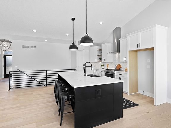 2nd image of 9706 Watermeadow Cir