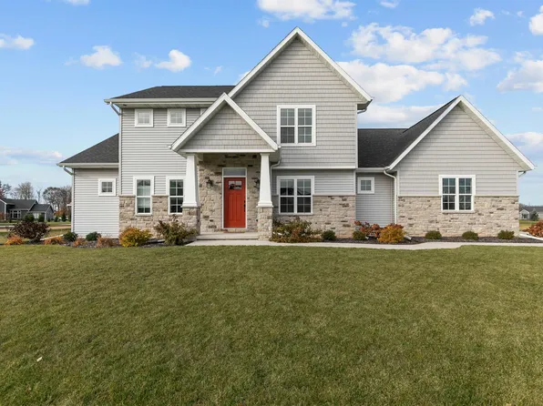 N8861 Noe Rd, Menasha, WI 54952