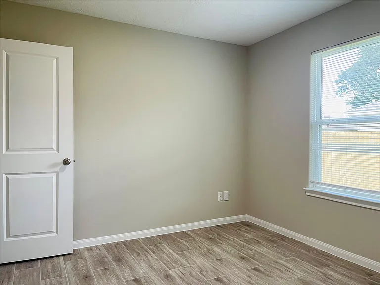 47 Road 5103 — Photo 17