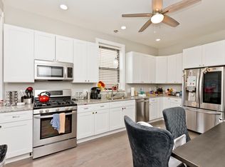 1840 W Addison St #1, Chicago, IL 60613