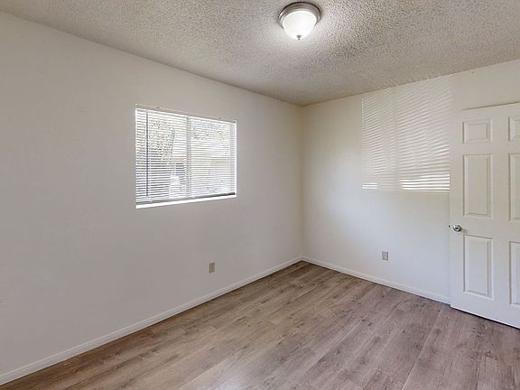 5th image of 34261 Avenue J APT 8