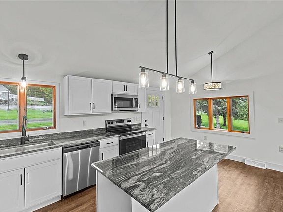 4th image of 4196 St George Road