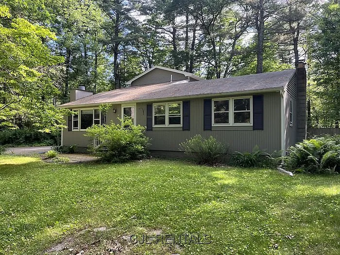 3 bed, 2.0 bath, $4,100 — Photo 3