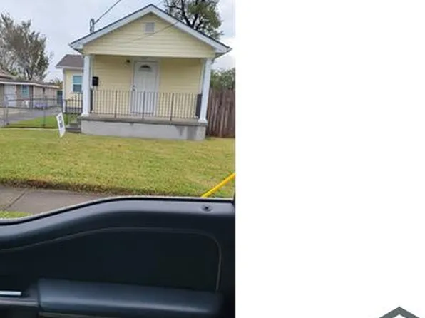1117 Garden Rd, Marrero, LA 70072