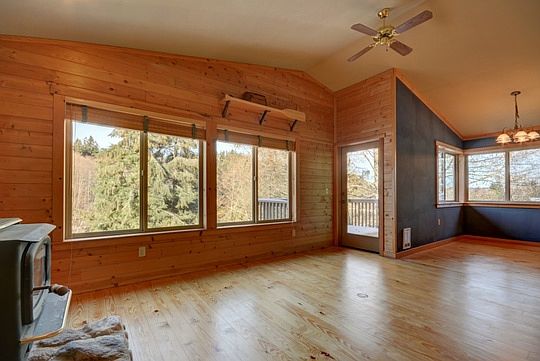 3rd image of 1165 Honeymoon Lake Dr