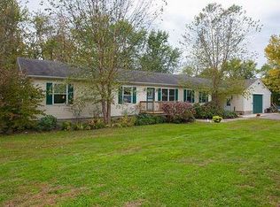 140 E Millbrooke Ave, Woodstown, NJ 08098