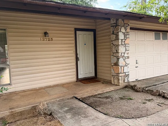 12723 La Quinta — Photo 2