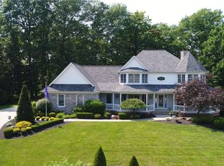 35005 Lisle Ct, Willoughby, OH 44094