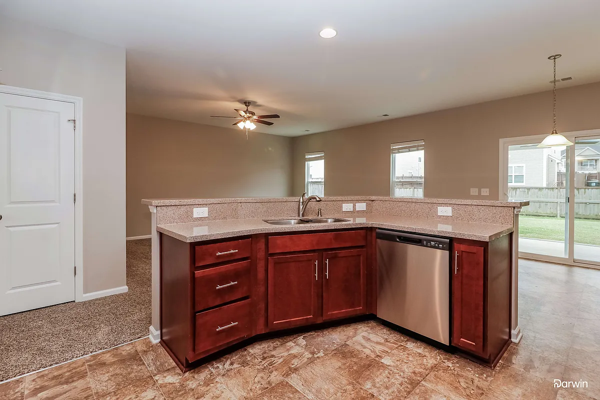 Building Photo - 198 Weeping Cypress Dr