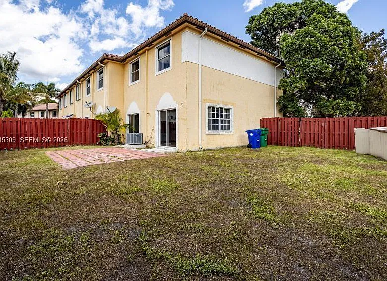 5090 SW 136th Ave — Photo 36