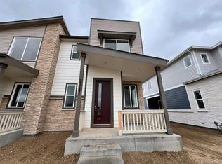 21141 E 67th Ave, Aurora, CO 80019