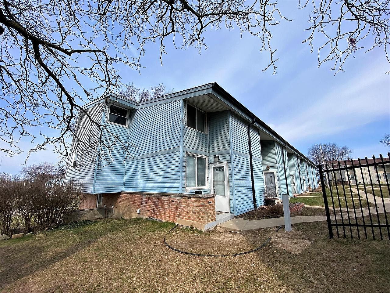8859 North Swan ROAD UNIT A, Milwaukee, WI 53224 Zillow