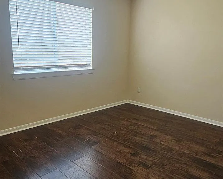 7111 Brody Ln — Photo 12