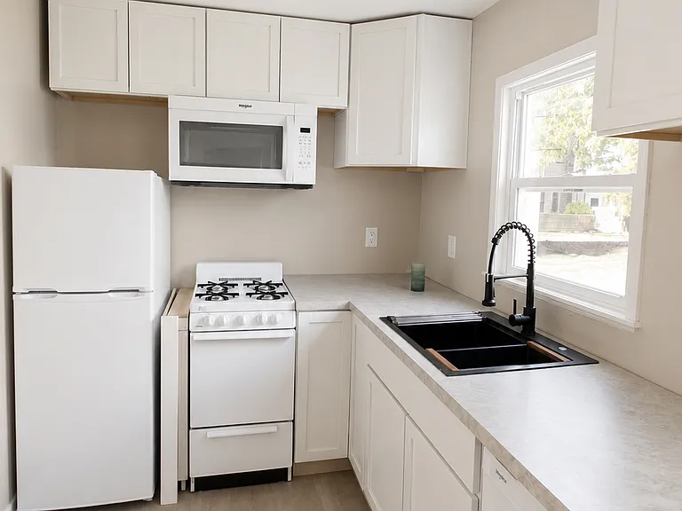 311 Canal St #4 — Photo 4