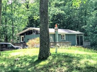 129 Dunn Rd, Ashburnham, MA 01430