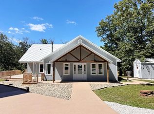 7135 E 1250th Rd, Stockton, MO 65785