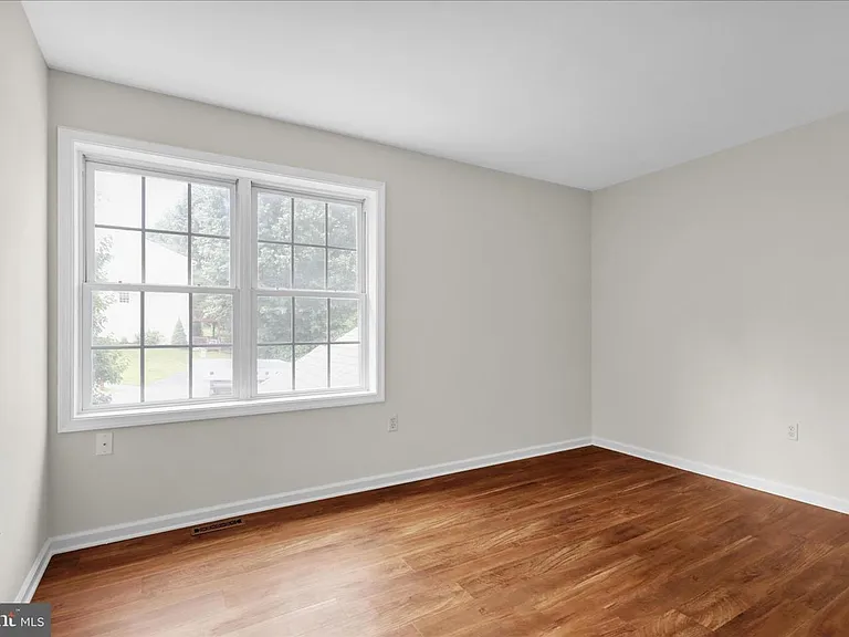 53 Heron Rd — Photo 15