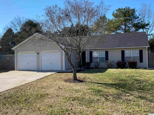 105 Briarbush Ct, Toney, AL 35773