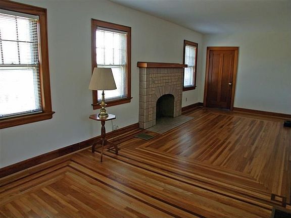 5th image of 2525 Indian Mound Ave
