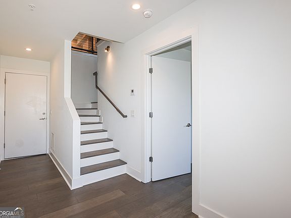 3rd image of 1145 Kirkwood Ave SE #14