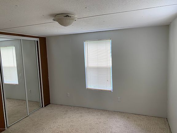 4th image of 25345 Antler St