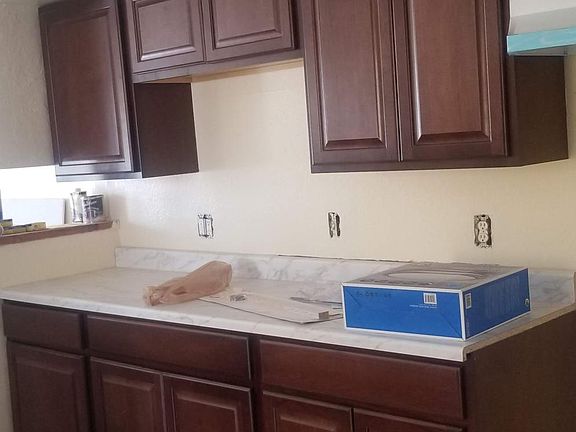 new kitchen cabinets - work in progress.