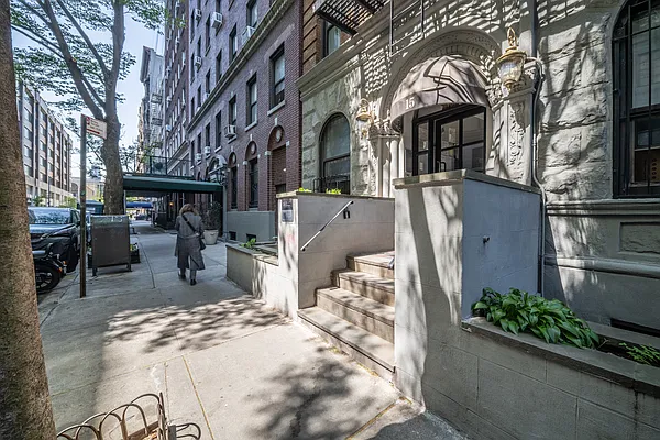 Rented by Platinum Properties | media 15