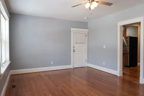 757 Syracuse Ave — Photo 3