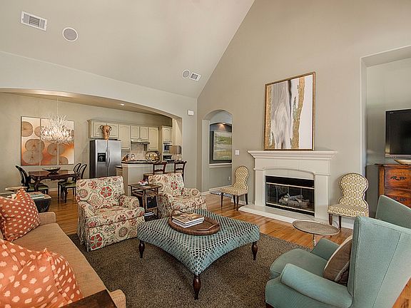 2nd image of 3610 University Park Ln