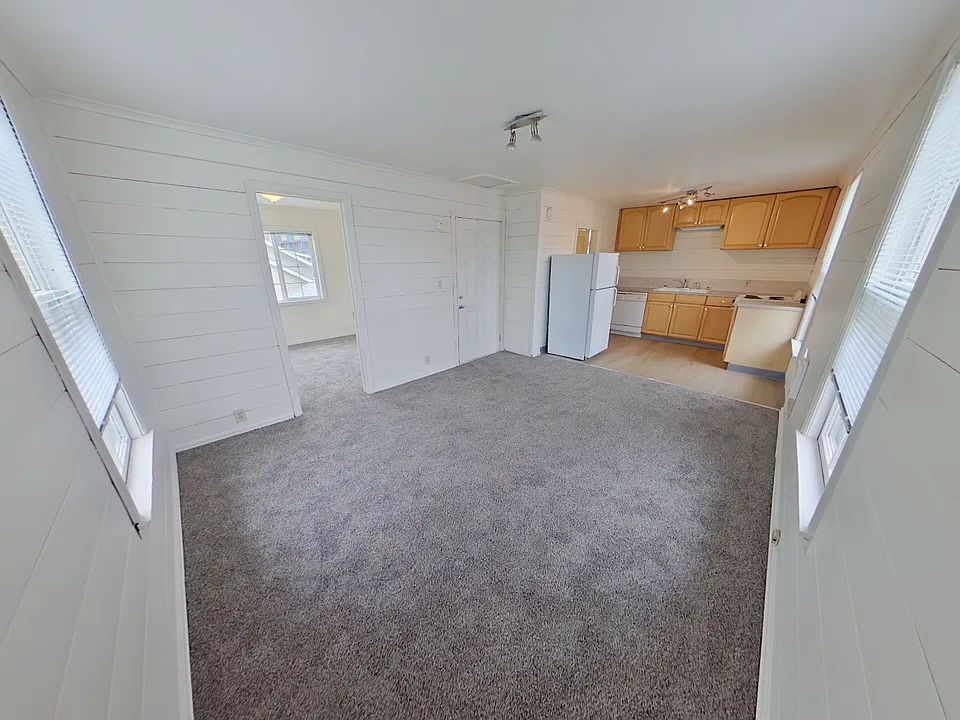 1591 High St #341