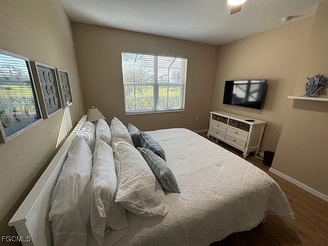 10700 Cetrella Dr — Photo 10