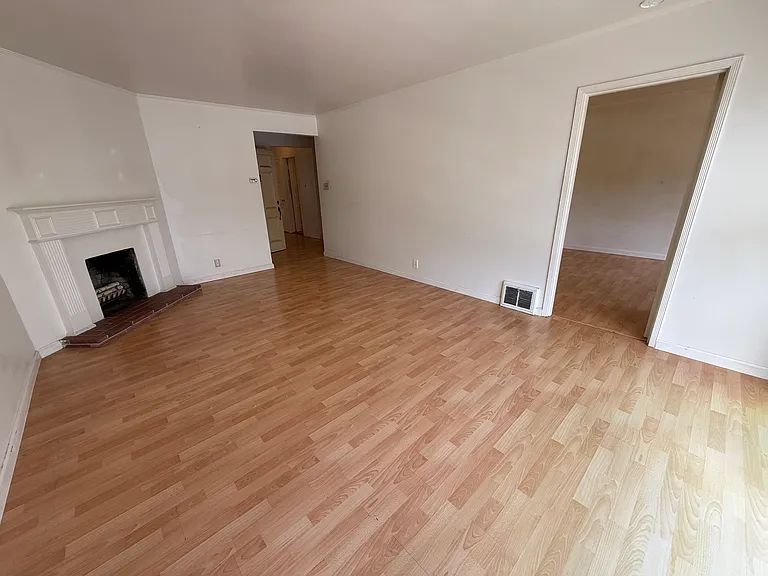 2422 Cabrillo St #2420 — Photo 3