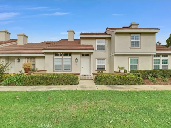 4 Wellesley, Irvine, CA 92612
