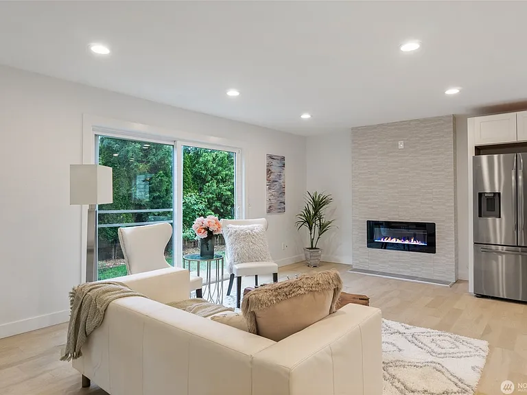 14710 111th Pl NE — Photo 9