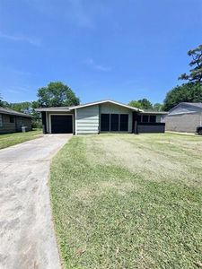 1842 Robin Ave, Orange, TX, 77632