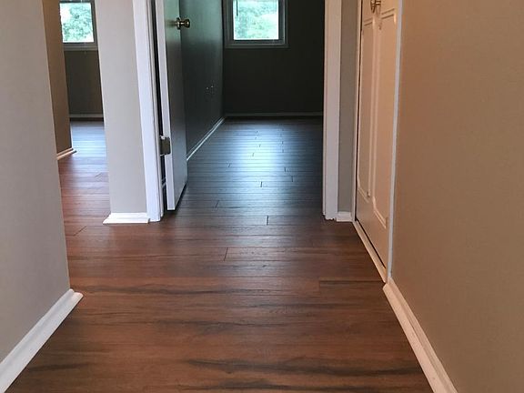 4th image of 5139 Buckingham Pl #544