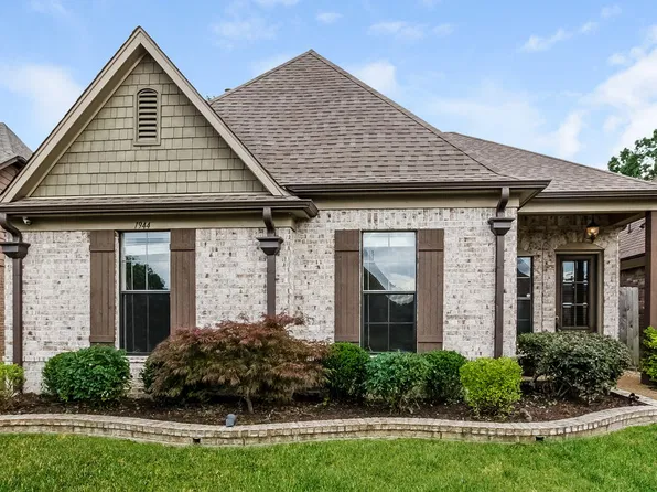 1944 S Bend Dr, Cordova, TN 38016