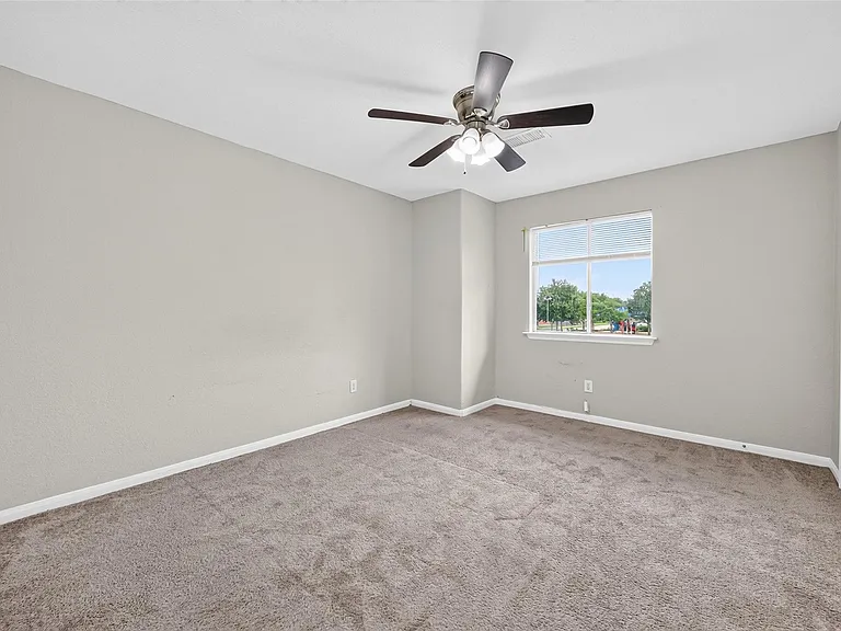 3219 Watercliff Ct — Photo 28