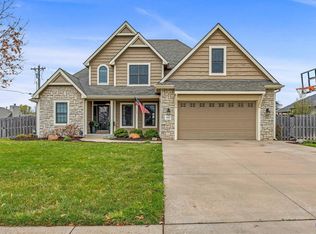 2643 SW Santa Fe Dr, Topeka, KS 66614