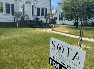 415 3rd St SW, Perham, MN 56573