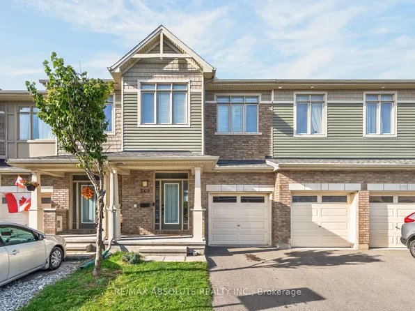 569 Rioja St, Ottawa, ON K2S 0V8