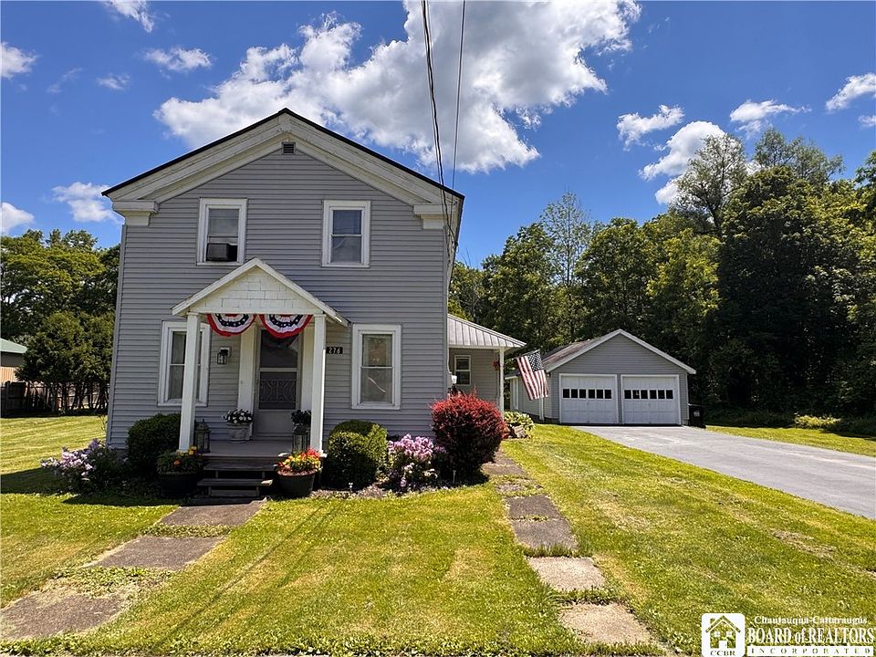 1st image of 276 Spring St