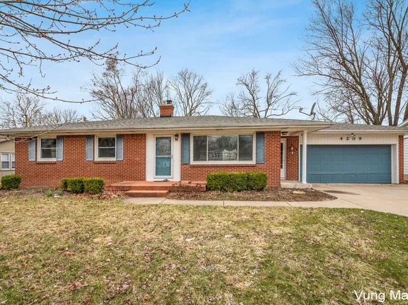 4209 Kentridge Dr SE, Grand Rapids, MI 49508